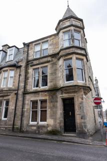 Large St Andrews townhouse, close to old course - 3