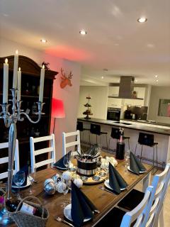 Olivewood City Apartment - 0