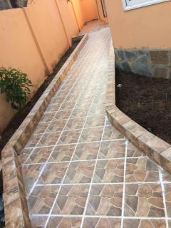 3 Bedroom and 2 Bathroom Living Room Luxury Apartment - 3