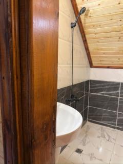 شاليه وكوخ البركه Albarakah chalets - 4