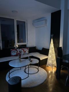 Mirror Apartments - 6