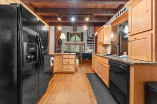 Horse Cove Haven - 8