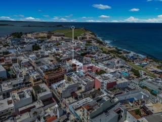 Just Remodeled Studio in Colonial OSJ UNIQUE Location LOCAL experience - 1