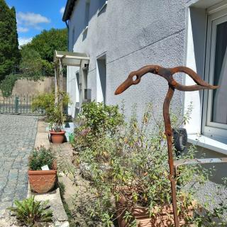 Quiet one family house, with private parking space - 4