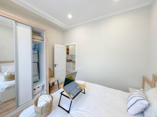 Not far from the metro - 6