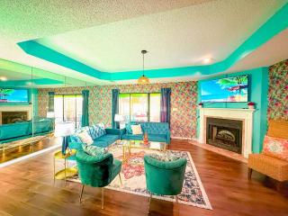 Tiki Time-2BD2BAPoolsGrillPatio-Four Seasons - 7