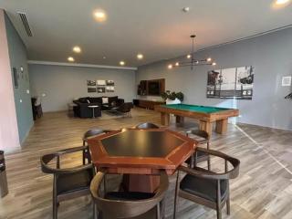 Luxury apartment with panoramic view in tower - 8