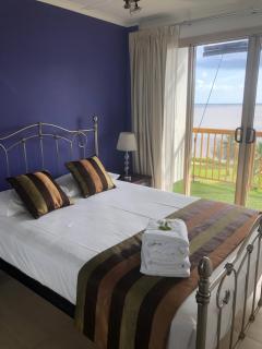 Coral Towers Holiday Suites - 9