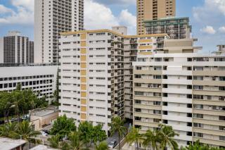 Ocean View from Lanais-2 Blocks to Waikiki Beach - 9