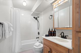 Ocean View from Lanais-2 Blocks to Waikiki Beach - 4