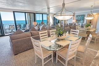 NEW! 2BR - Direct Oceanfront in Private Arcadian I - 8