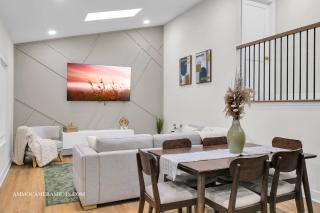 Chicago Gem! Centrally Located - proximity to O' Hare Airport - 0