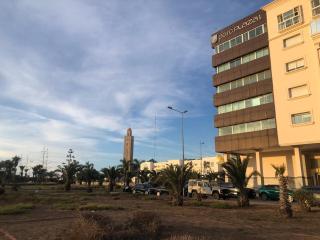 Park Plaza studio quiet comfort No one opposite - 9