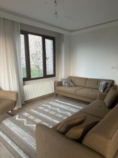 House overlooking a lake - 0