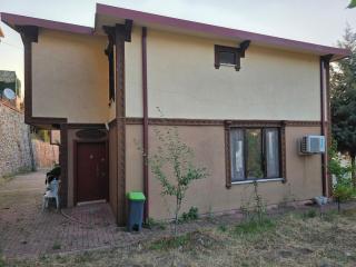 House overlooking a lake - 1