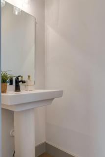 Restin' & Relaxin' Retreat - 1