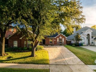 Boho Dreamscape 4BD Game Room Pool - The Colony - 4