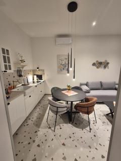 Central Zagreb Luxury Suite - 8