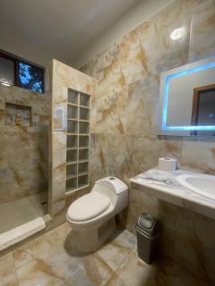 Exedra de Galeria Cafe. Mindo- Ecuador - 6