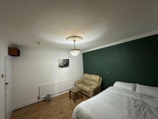 Chadwell Heath Romford - 2