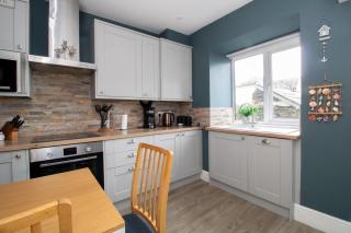 Walker's Cottage, Windermere - 4