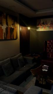 Modern One-Bedroom Suite - Goldcrest Mall DHA Phase 4 - Free Parking - 4