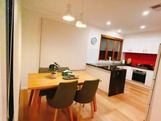 Modern 2 bedroom home in burwood east - 3