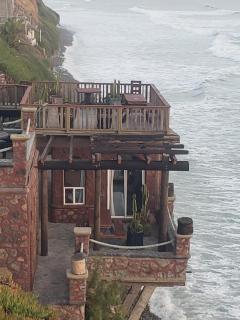 Pirate Retreat - Crashing Waves - Spectacular Sunsets - 4