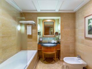 Mövenpick Hotel Doha - 4