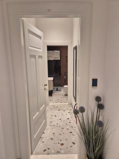 Modern Studio in Zagreb Perfect for Couples - 9