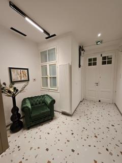 Modern Studio in Zagreb Perfect for Couples - 3