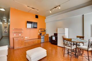 Ultimate Convenience Historic Dtwn Marshall Apt! - 9