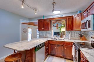 Serene Pensacola Vacation Rental with Gas Grill - 1
