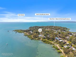 Dalpura House - Luxe Queenslander, Island Style - 6