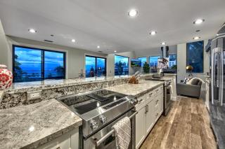 LUXE 4 Blue Diamond Lake Tahoe Lodge - Stateline - 7