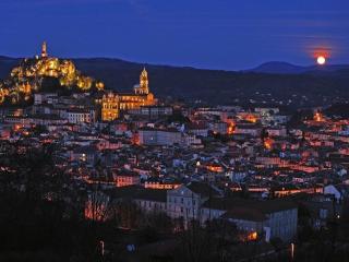 Gîte familial en pleine nature avec cour privée, Wi-Fi et proche randonnées à Le Mas-de-Tence - FR-1-582-132 - 3
