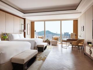 Raffles Shenzhen, Situated in the heart of One Shenzhen Bay, Book Now to Enjoy Free Minibar and Happy Hour Privileges at Long Bar on 71F - 3