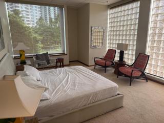 Luana Waikiki Hotel and Suites - 5