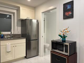 Brand New 2bedroom Suite with Parking - 1