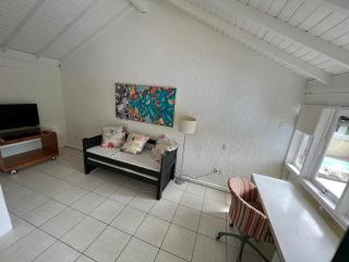 Casa 250m2 Condomínio em Frente a Praia - 9