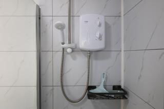 Queen Mary's - 2 Ensuites - Wi-Fi - Free Parking - Longford - 8