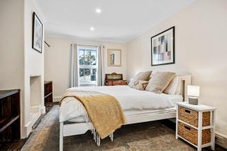 City & Heritage - Stylish 2 Bed Cottage in Hobart - 5