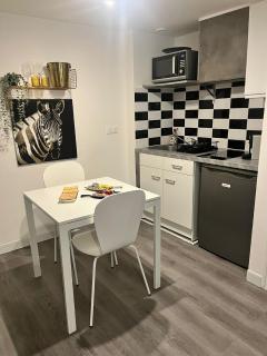 Appartement jacuzzi Gold&Night - 3