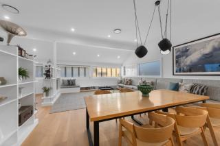 Stylish 3BR New Farm Retreat by Housemark Escapes - 6