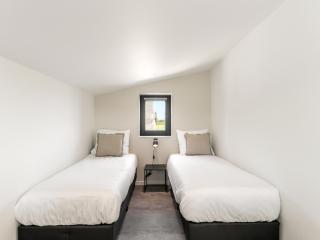 Suite in Kamperland near Beach - 4