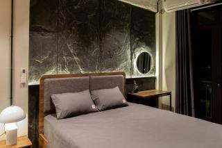 Studio City View Netflix Garden - 7