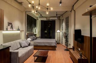 Studio City View Netflix Garden - 2