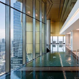 Matilda's Skyview - Luxe 2BR, 2BA Near Crown - 7