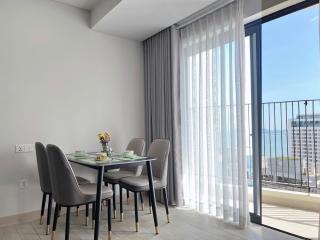 Two connecting studios with ocean view at center - 0