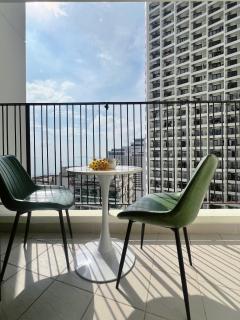 Two connecting studios with ocean view at center - 8